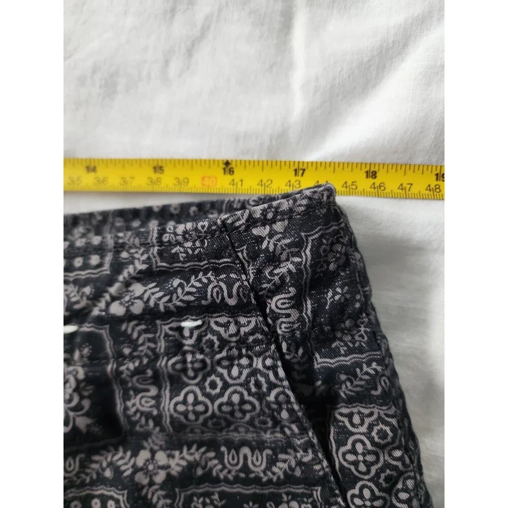 Reyn Spooner Uniqlo Cotton Chino Shorts Mens Size 33 Black AOP 10